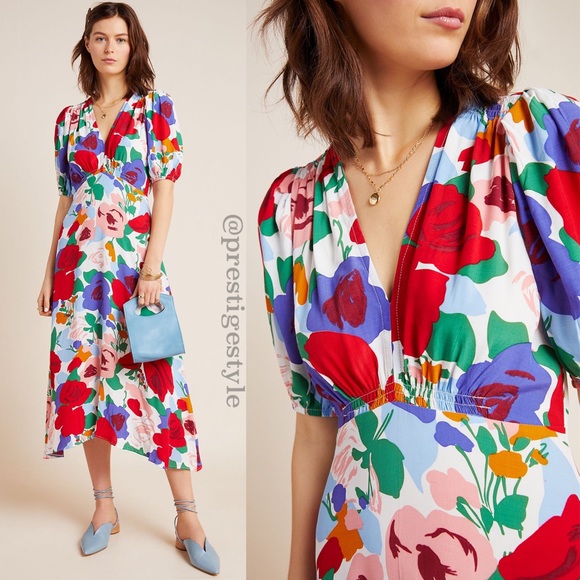 Faithfull the Brand Dresses & Skirts - Faithfull the Brand Anita V-Neck Midi Dress